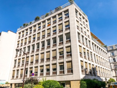 BUREAU A LOUER - NEUILLY SUR SEINE - 389 m2 - 530,00�&euro; HC et HT/m<sup>2</sup>/an